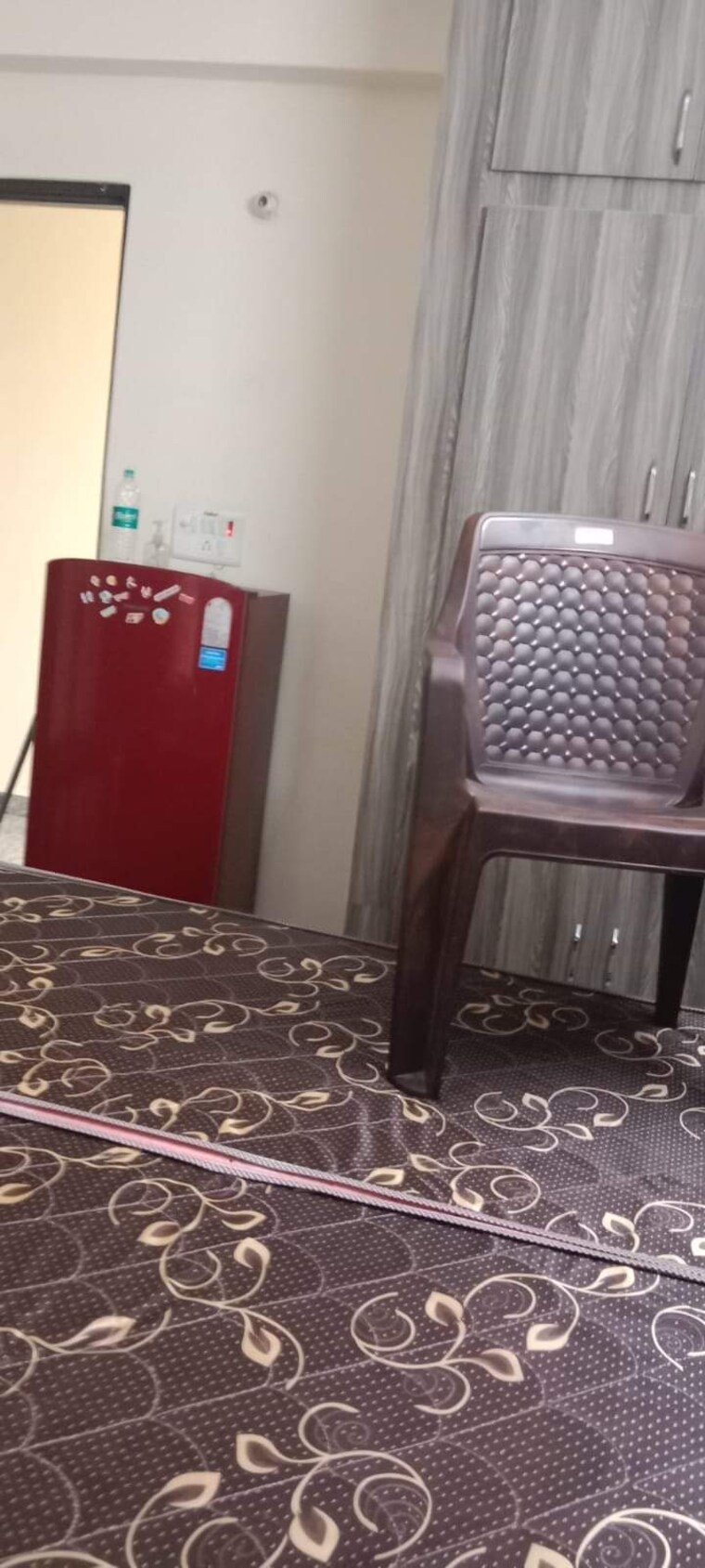 Bedroom, sector 70 1 RK 350 Sq.Ft. Apartment In Sector 70 Noida 9676541