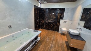 Attached Bathroom in 4 BHK Villa at Chitrakoot – for Sale