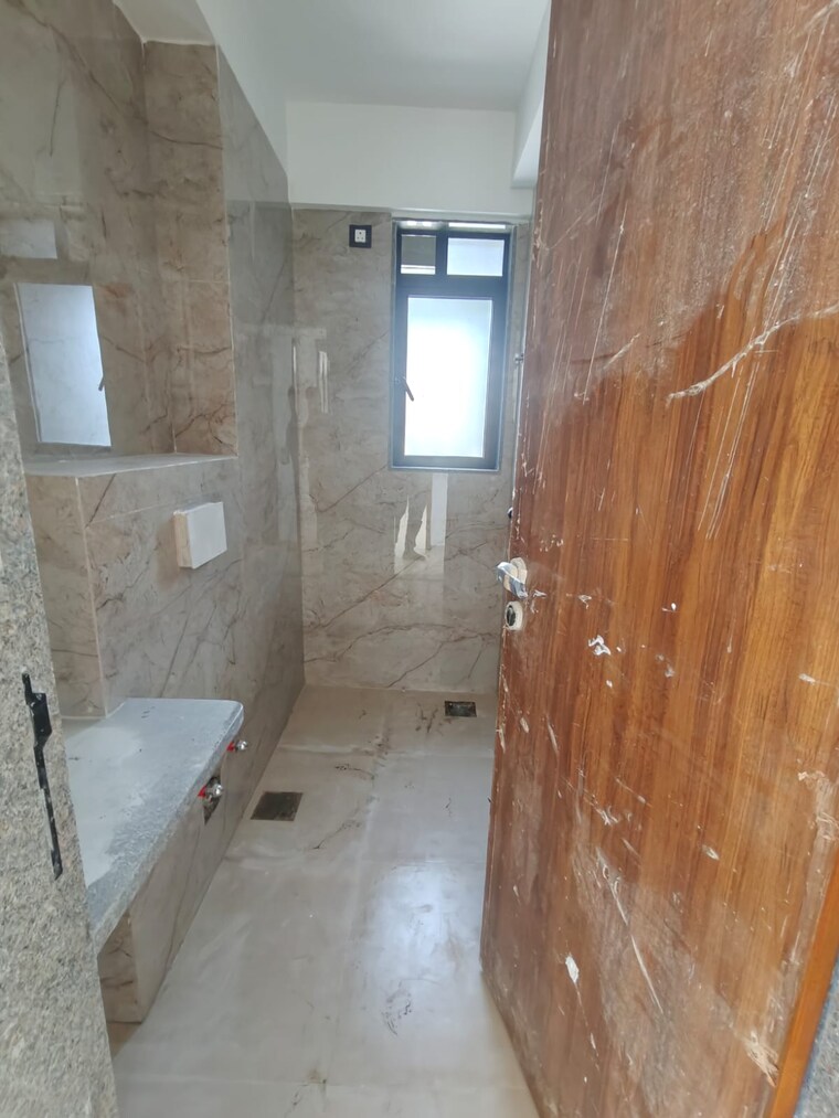 Bathroom, prem-sagar-chs-santacruz-west 2 Bedroom 1120 Sq.Ft. Apartment In Santacruz West Mumbai 9676625