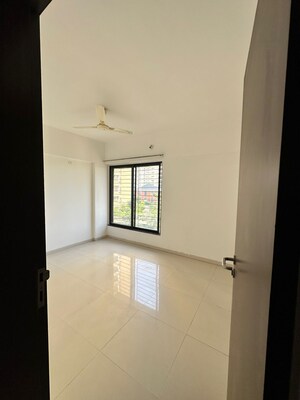2 BHK Apartment For Rent in Pride World City Long Island, Charholi Budruk