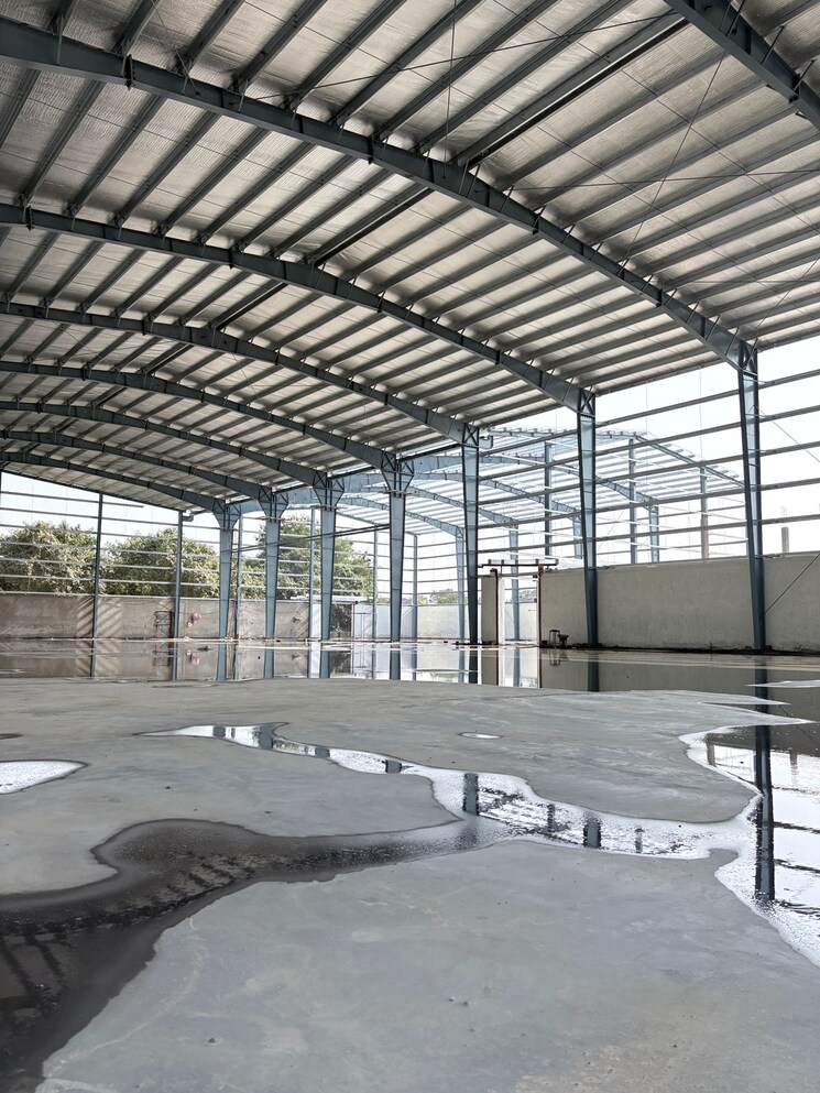  Parking, transport nagar Commercial Warehouse 26000 Sq.Ft. In Transport Nagar Lucknow 9676646