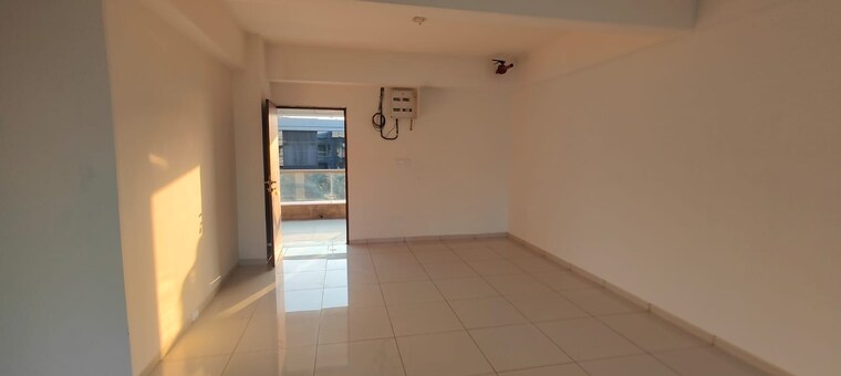 Room, ghatlodia Commercial Office Space 720 Sq.Ft. In Ghatlodia Ahmedabad 9676639