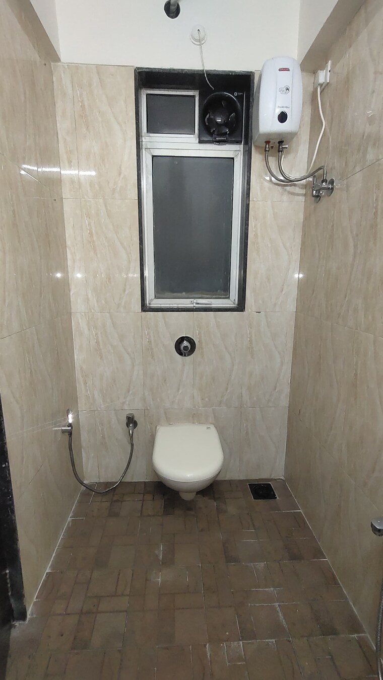 Bathroom, navnit-chs 1 Bedroom 455 Sq.Ft. Apartment In Andheri West Mumbai 9676771
