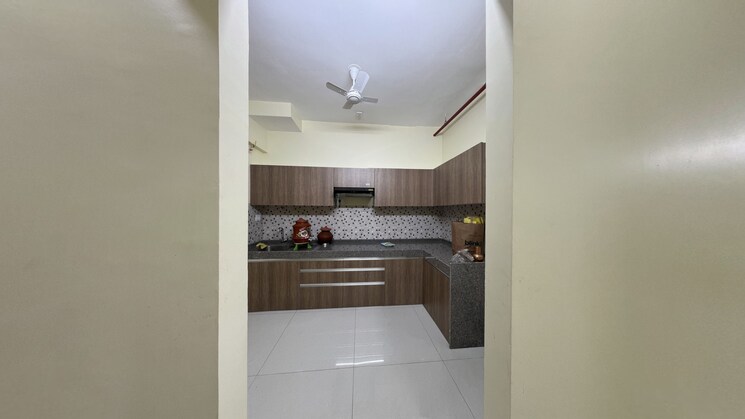 Bathroom, shapoorji-pallonji-epsilon 2 Bedroom 915 Sq.Ft. Apartment In Kandivali East Mumbai 9676854