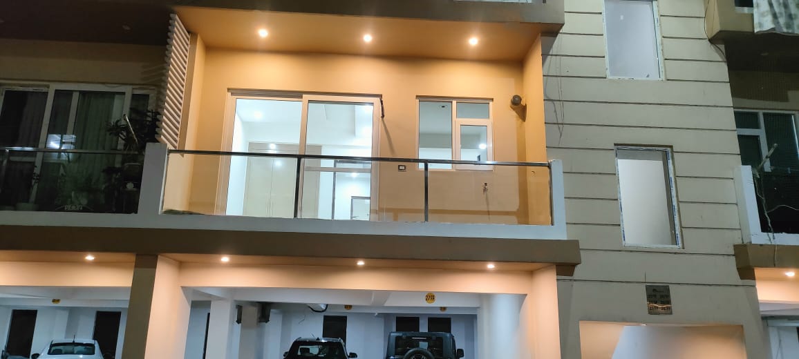 3 BHK Apartment For Sale in Shiva Motia Huys