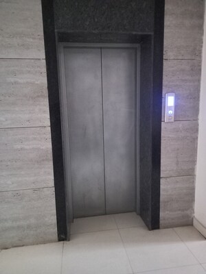 Lift in 2 BHK Apartment at Namkum – for Sale