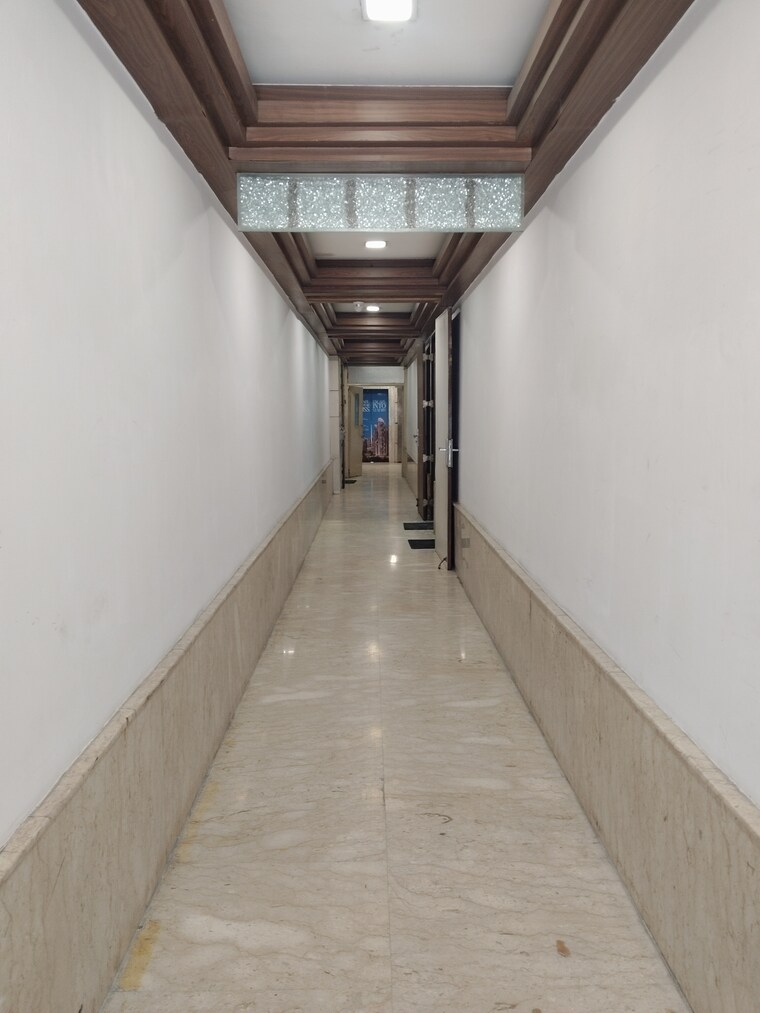 undefined, netaji subhash place Commercial Office Space 812 Sq.Ft. In Netaji Subhash Place Delhi 9676864