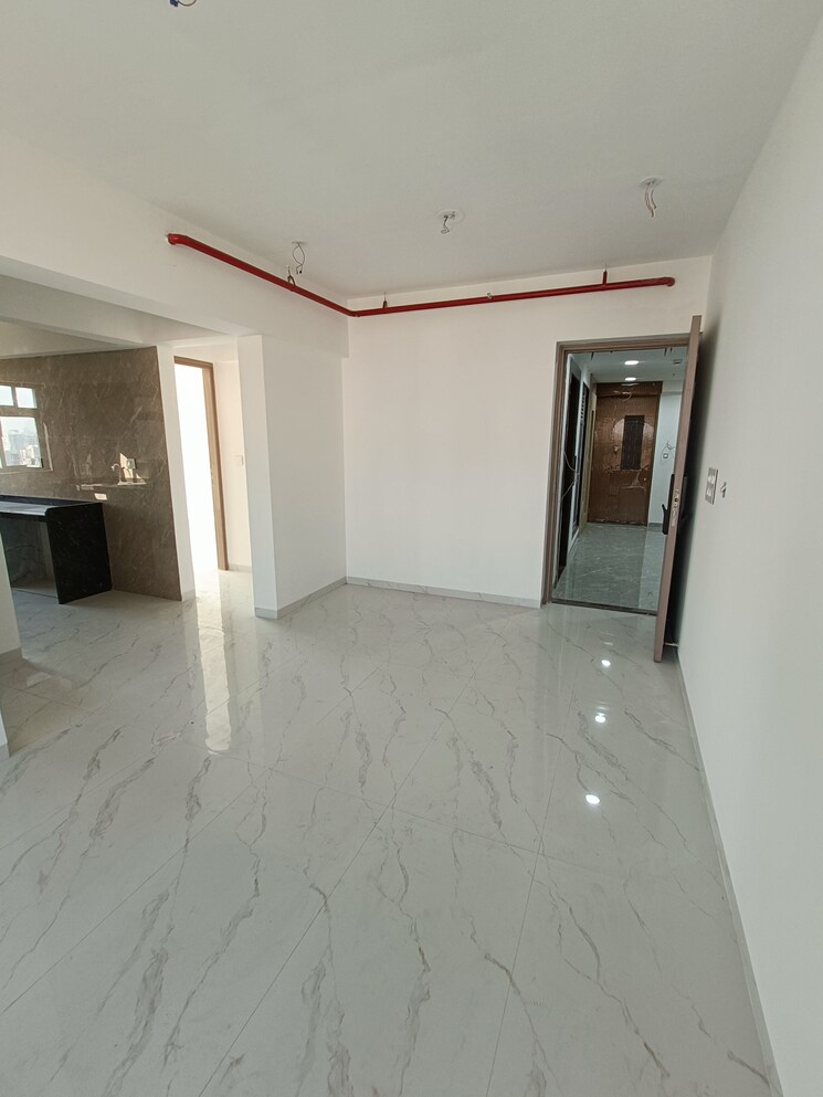 Room, goregaon west 2 Bedroom 655 Sq.Ft. Apartment In Goregaon West Mumbai 9676949