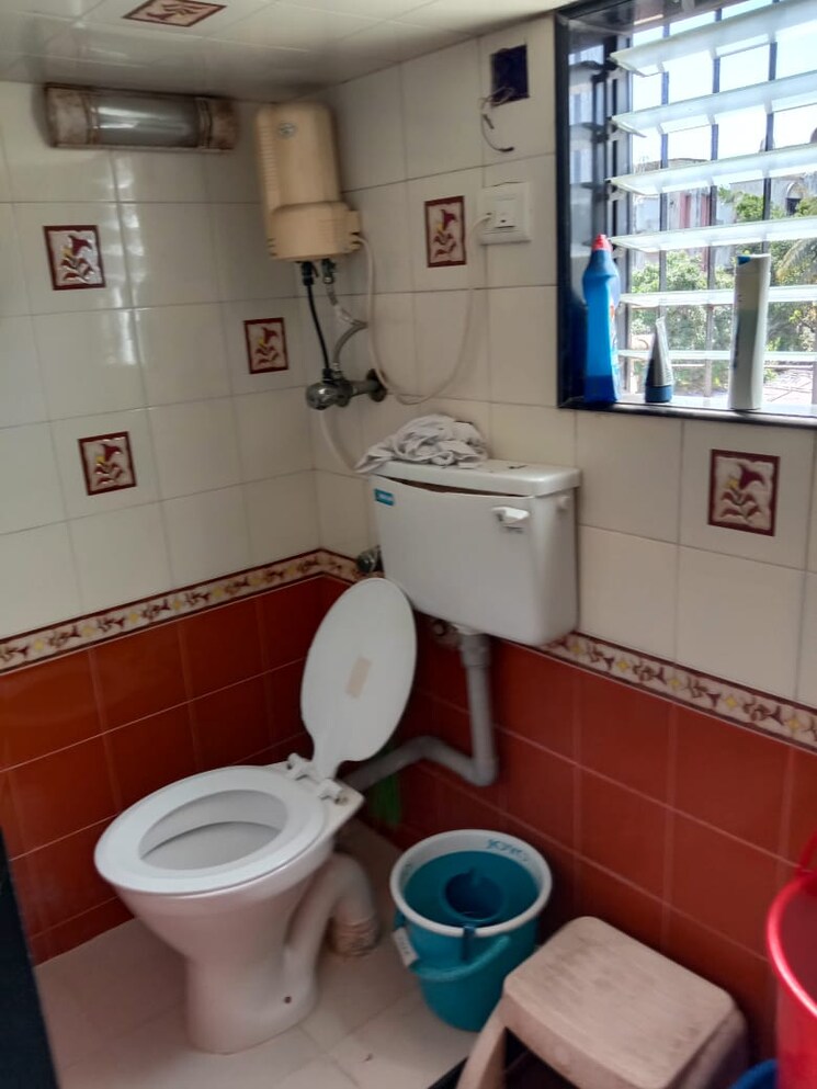 Bathroom, new town action area ii 2.5 Bedroom 810 Sq.Ft. Builder Floor In New Town Action Area ii Kolkata 9677352