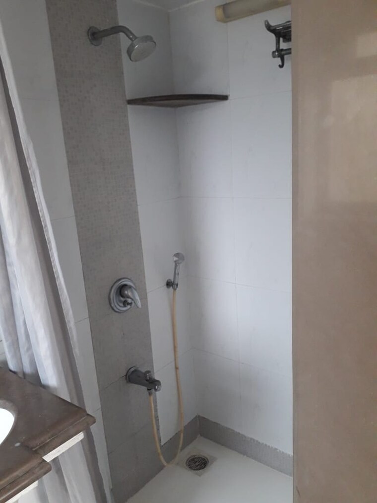 Bathroom, dandelion-apartment 2 Bedroom 806 Sq.Ft. Apartment In Bandra West Mumbai 9676861
