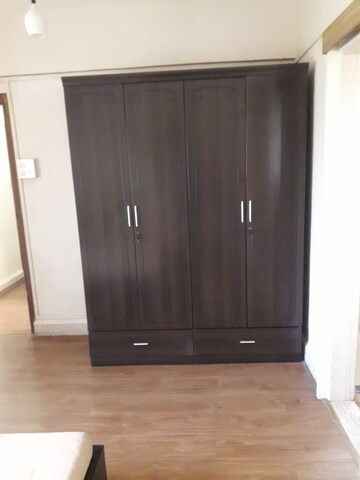 Room in 2 BHK Apartment at Dandelion Apartment, Bandra West – for Rent