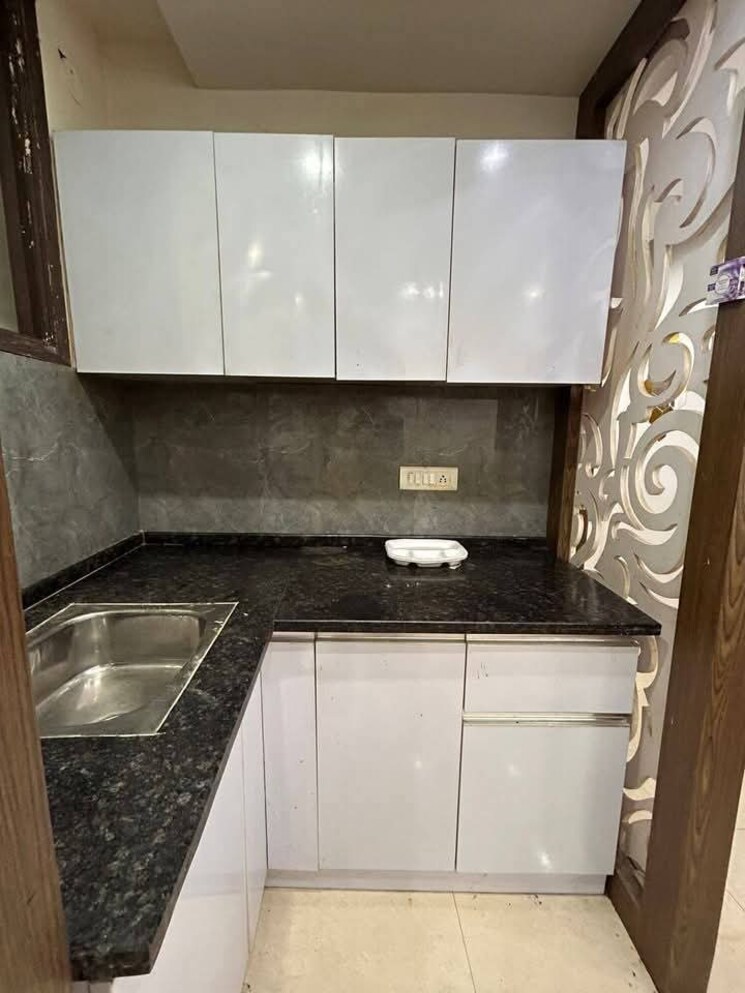 Kitchen, saket 1 Bedroom 500 Sq.Ft. Builder Floor In Saket Delhi 9676911