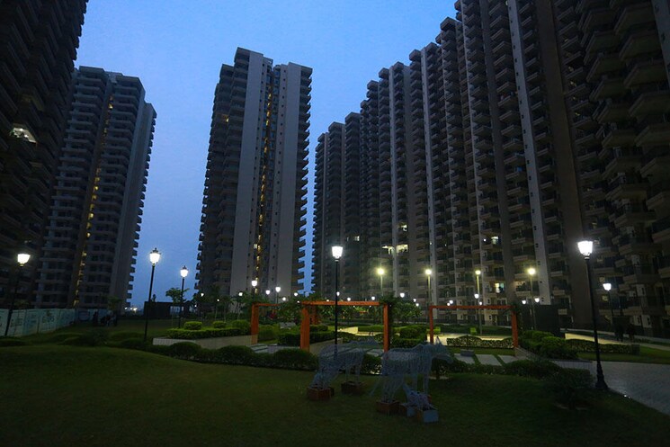 Exterior View, gaur-yamuna-city-16th-park-view 2 Bedroom 1000 Sq.Ft. Apartment In Gaur Yamuna City Greater Noida 9676937