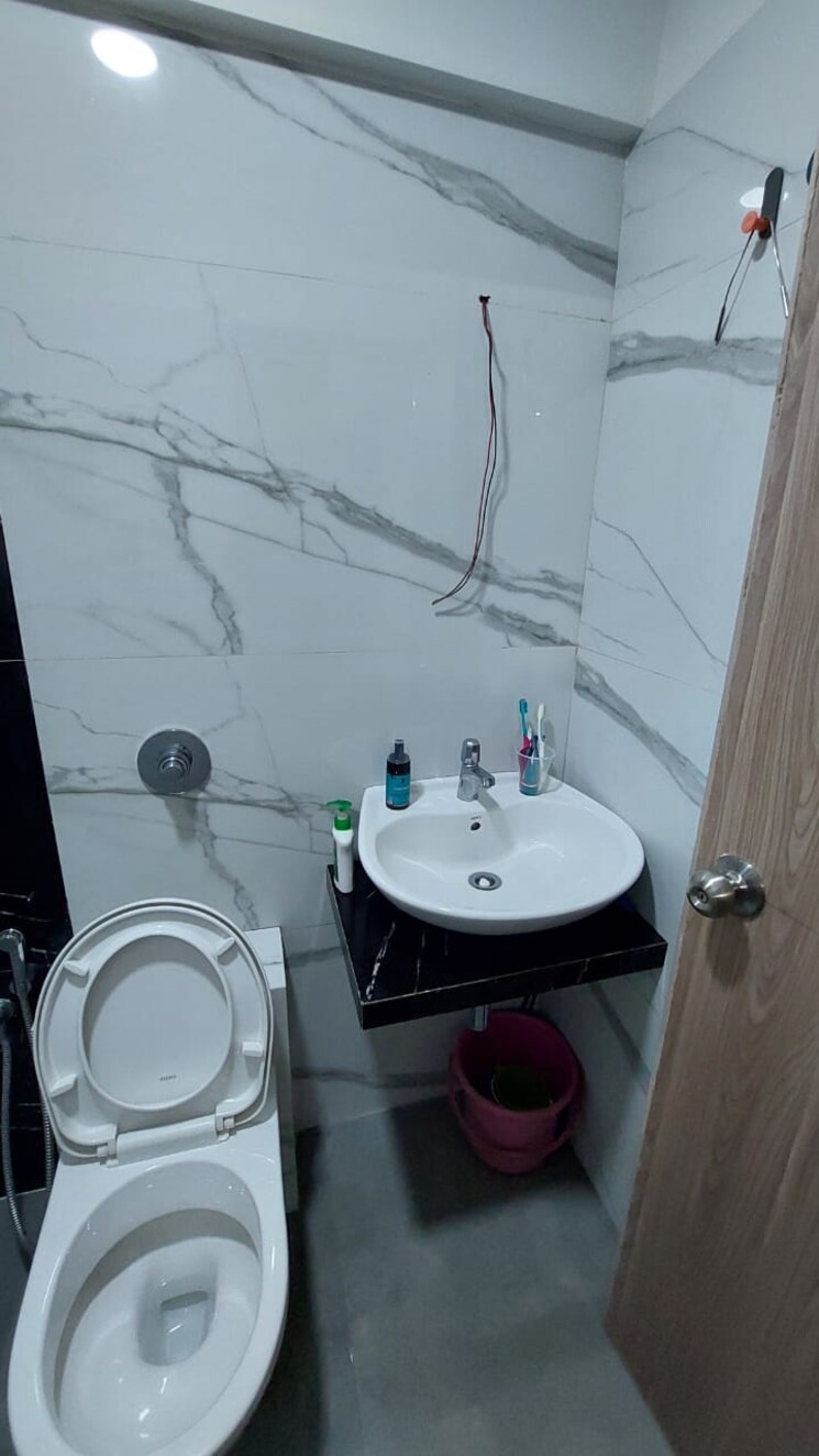 Bathroom, chandiwala-pearl-heaven 1.5 Bedroom 473 Sq.Ft. Apartment In Andheri East Mumbai 9676897