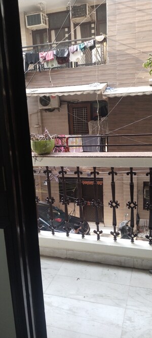 Gym in 3.5 BHK Builder Floor at Mayur Vihar Phase 1 – for Rent