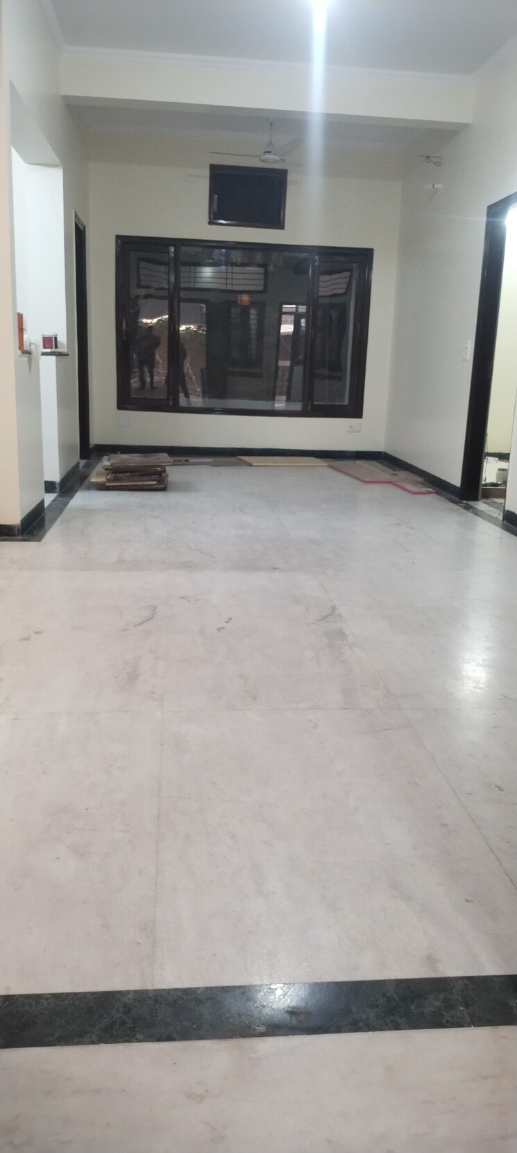 Room, mayur vihar phase 1 3.5 Bedroom 1350 Sq.Ft. Builder Floor In Mayur Vihar Phase 1 Delhi 9676957