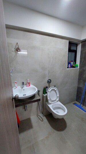 Bathroom in 1.5 BHK Apartment at Chandiwala Pearl Heaven, Andheri East – for Sale