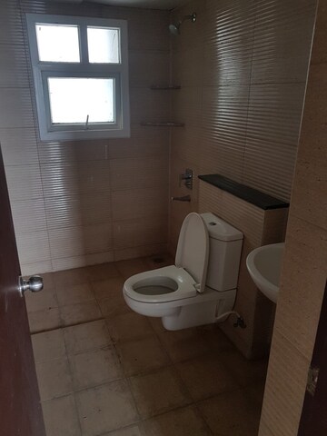 Master Bedroom in 3 BHK Apartment at Prestige Sunnyside Oak, Bhoganhalli – for Sale