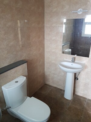 Bathroom in 3 BHK Apartment at Prestige Sunnyside Oak, Bhoganhalli – for Sale