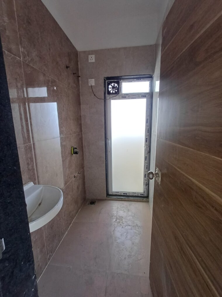 Bathroom, samrin-heritage 1 Bedroom 415 Sq.Ft. Apartment In Panch Pakhadi Thane 9677154