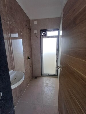 Bathroom in 2 BHK Apartment at Samrin Heritage, Panch Pakhadi – for Rent