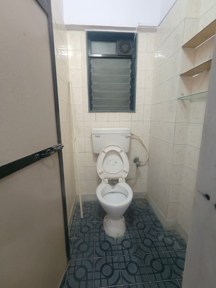 Bathroom, kokanipada 1 Bedroom 584 Sq.Ft. Builder Floor In Kokanipada Thane 9677303