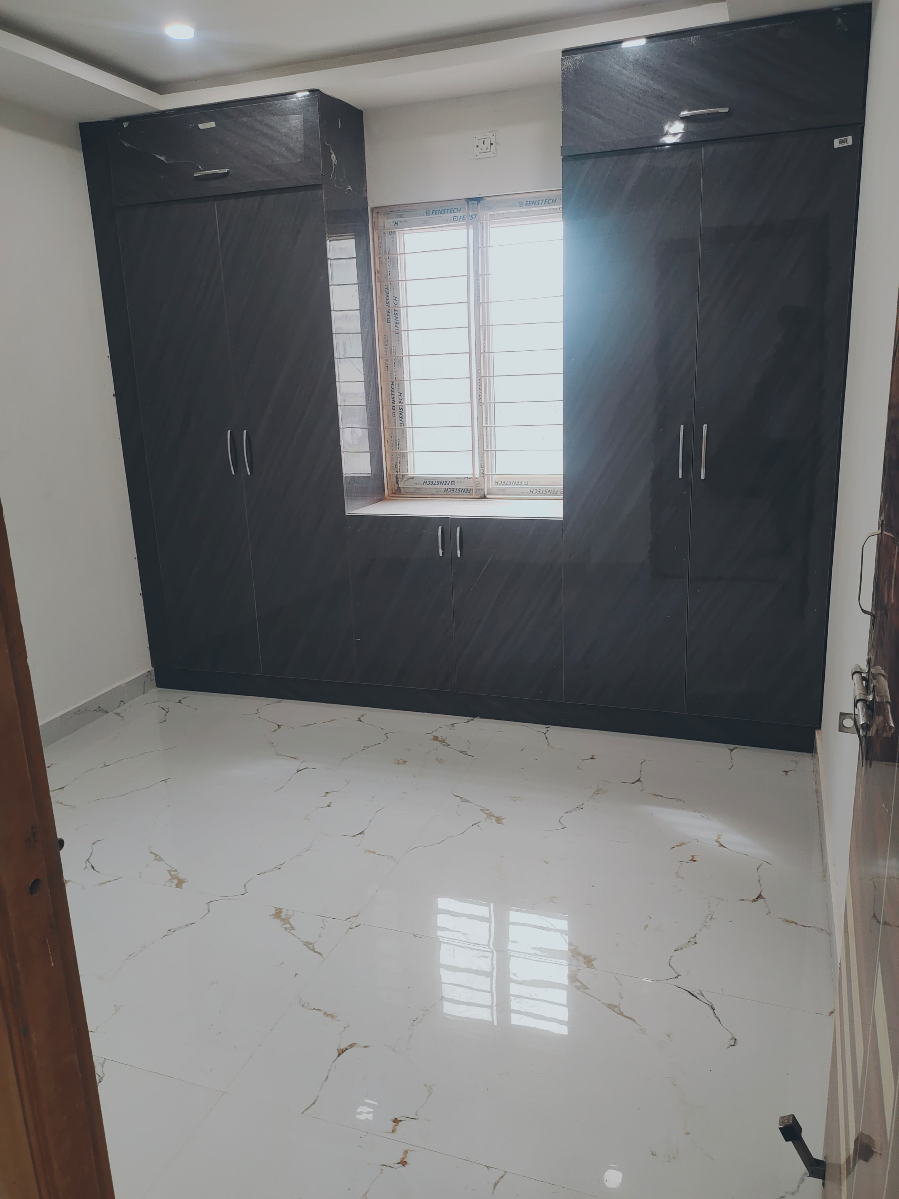 2 BHK 1280 Sq.Ft. Apartment in solitaire ragavendra