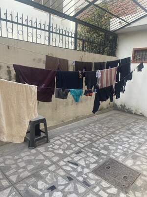 Parking in 3 BHK Builder Floor at Laxmi Garden Gurgaon, Sector 10a – for Rent