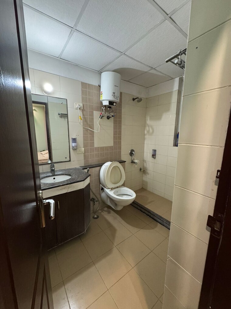 Bathroom, mittal-cosmos-executive-apartment 2 Bedroom 1145 Sq.Ft. Apartment In Sector 2 Gurgaon 9677487