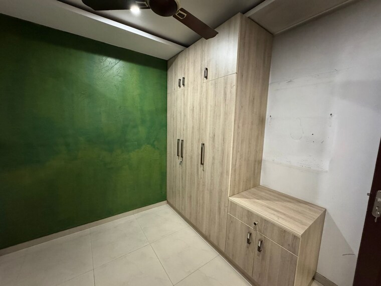 Bedroom, mittal-cosmos-executive-apartment 2 Bedroom 1145 Sq.Ft. Apartment In Sector 2 Gurgaon 9677487