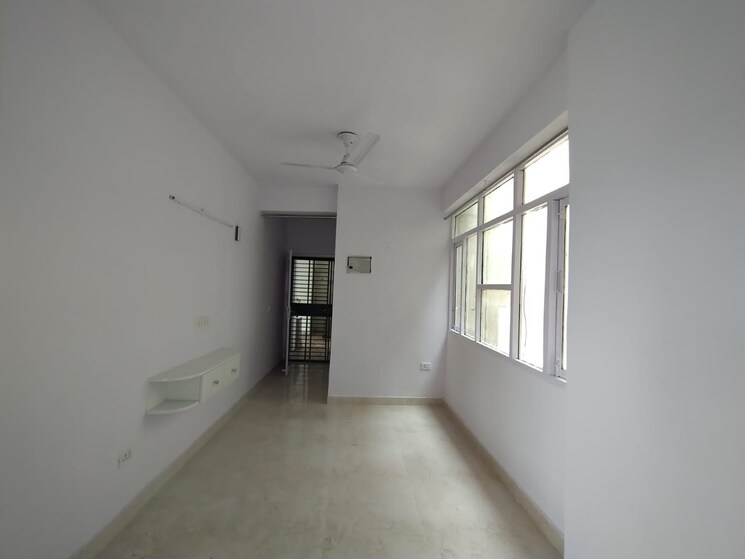 Room, vashisht-heights 3 Bedroom 850 Sq.Ft. Apartment In Sector 87 Faridabad 9677519