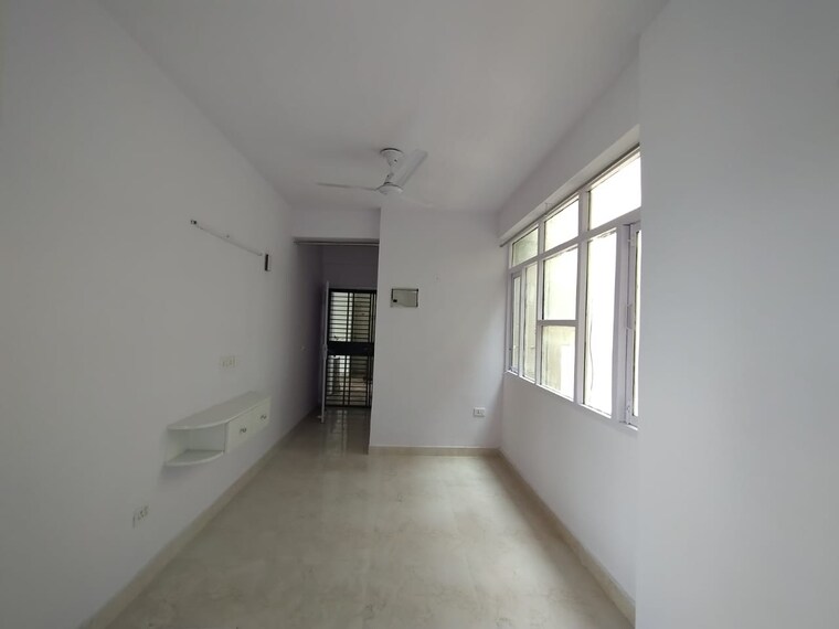 Room, vashisht-heights 3 Bedroom 850 Sq.Ft. Apartment In Sector 87 Faridabad 9677519
