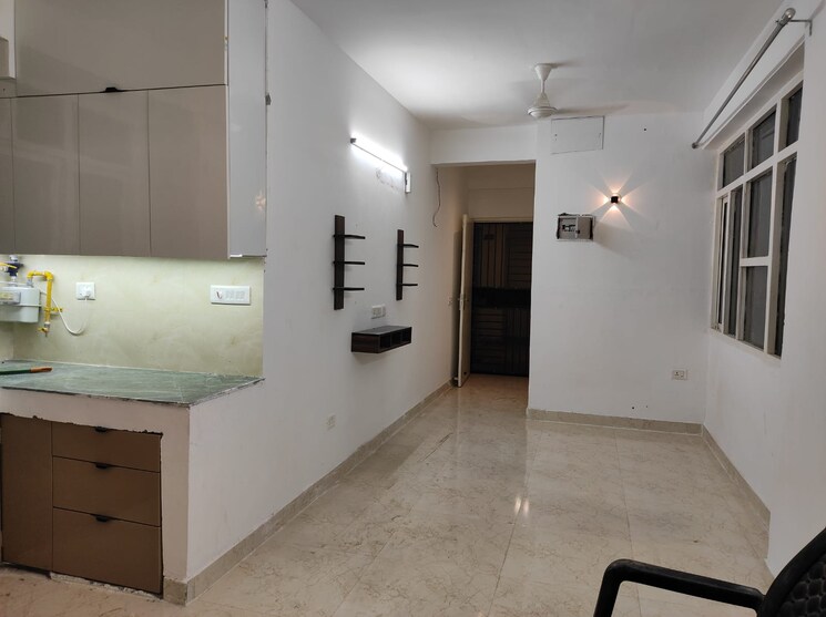 Room, vashisht-heights 3 Bedroom 850 Sq.Ft. Apartment In Sector 87 Faridabad 9677519