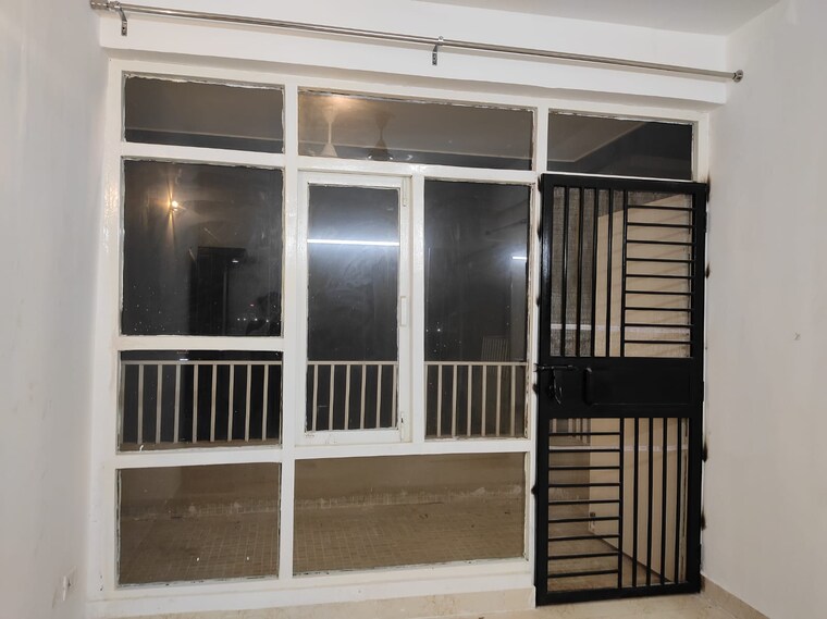 Room, vashisht-heights 3 Bedroom 850 Sq.Ft. Apartment In Sector 87 Faridabad 9677519