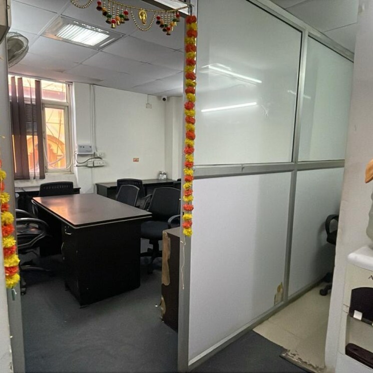 Team Area, kalkaji Commercial Office Space 1200 Sq.Ft. In Kalkaji Delhi 9677591