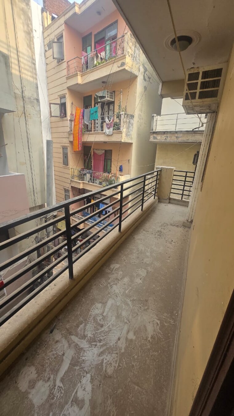 Balcony, saket 2 Bedroom 803 Sq.Ft. Builder Floor In Saket Delhi 9677543