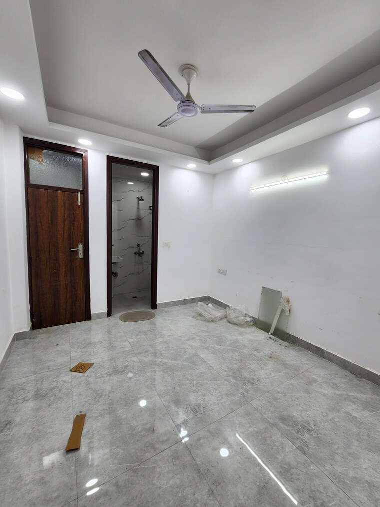 Room, chattarpur 2 Bedroom 650 Sq.Ft. Builder Floor In Chattarpur Delhi 9677661