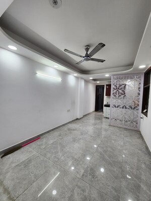 2 BHK Builder Floor For Rent in Chattarpur