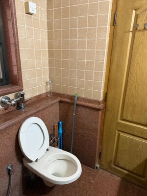 Bathroom in 1 BHK Apartment at Bandra West – for Rent