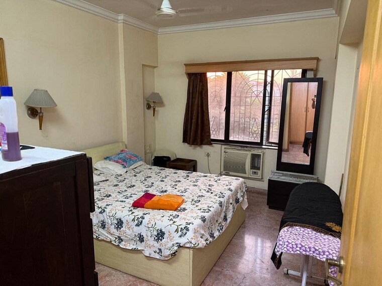 Bedroom, bandra west 1 Bedroom 650 Sq.Ft. Apartment In Bandra West Mumbai 9677613
