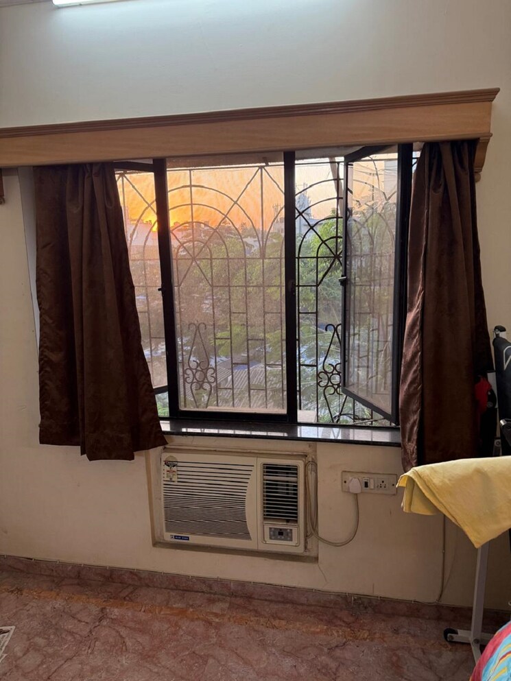 Living Room, bandra west 1 Bedroom 650 Sq.Ft. Apartment In Bandra West Mumbai 9677613