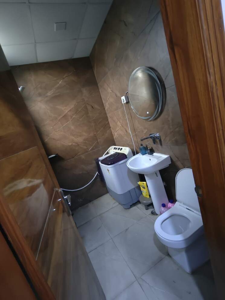 Bathroom, sai-homes-sector-49 3 Bedroom 450 Sq.Mt. Independent House In Sector 49 Noida 9677780
