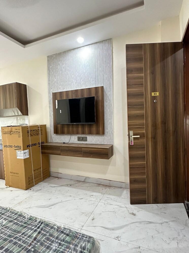 Living Room, dlf-city-phase-iii 1 RK 520 Sq.Ft. Builder Floor In Sector 24 Gurgaon 9677750