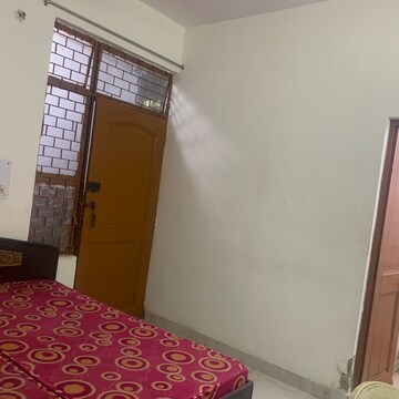 Room in 1 RK Builder Floor at Katwaria Sarai – for Rent