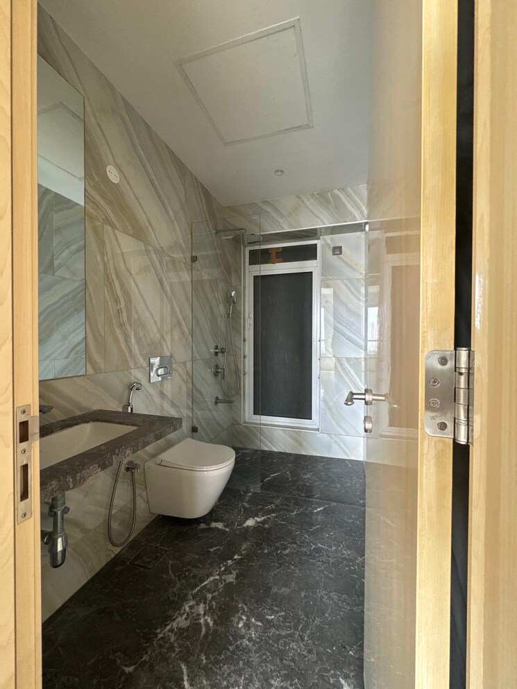 Bathroom, marathon-monte-south 3.5 Bedroom 1450 Sq.Ft. Apartment In Byculla West Mumbai 9677671