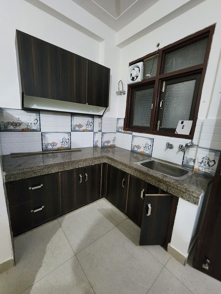 Kitchen, chattarpur 1 Bedroom 450 Sq.Ft. Builder Floor In Chattarpur Delhi 9677797