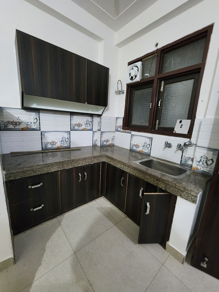 Kitchen, chattarpur 1 Bedroom 450 Sq.Ft. Builder Floor In Chattarpur Delhi 9677797