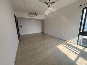 2 BHK Apartment For Rent in Lodha The Park, Worli