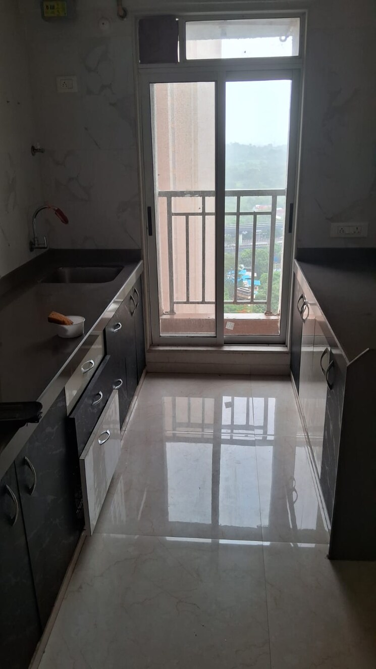 Balcony, vihang-vermont 1 Bedroom 436 Sq.Ft. Apartment In Ghodbunder Road Thane 9677892