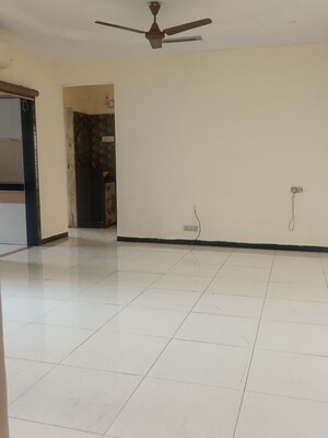 Room in 2 BHK Apartment at Kopar Khairane – for Rent